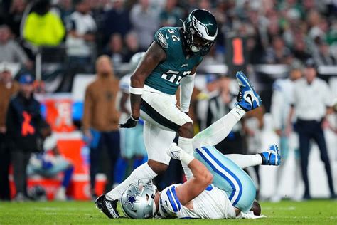 Philadelphia Eagles hang on to beat Dallas 28.